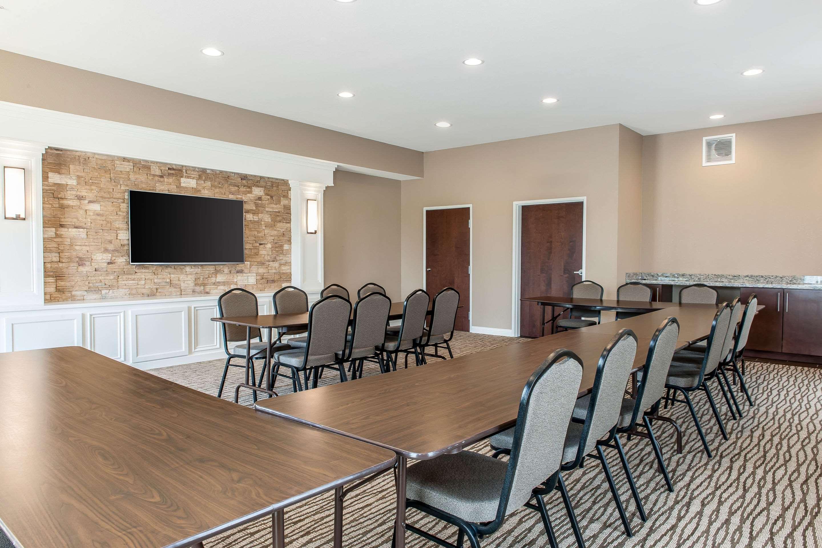 Comfort Suites Rensselaer Near Fair Oaks Екстериор снимка