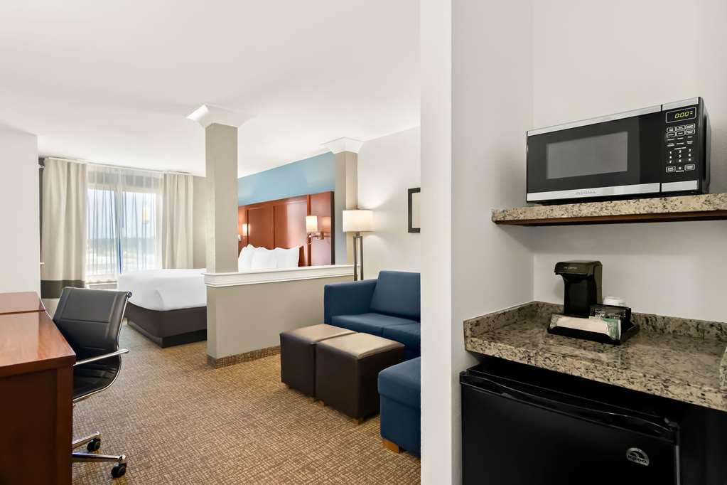 Comfort Suites Rensselaer Near Fair Oaks Стая снимка
