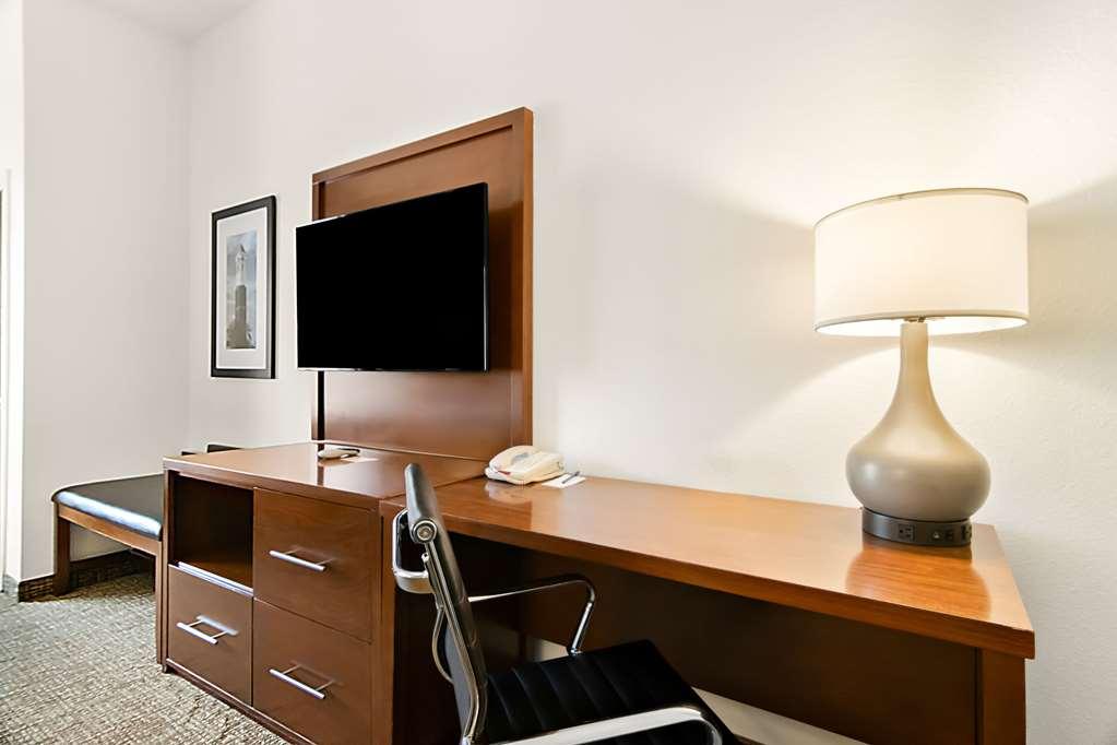 Comfort Suites Rensselaer Near Fair Oaks Стая снимка