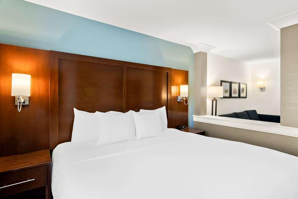 Comfort Suites Rensselaer Near Fair Oaks Стая снимка