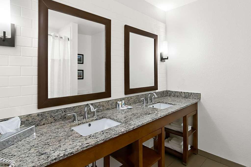 Comfort Suites Rensselaer Near Fair Oaks Стая снимка