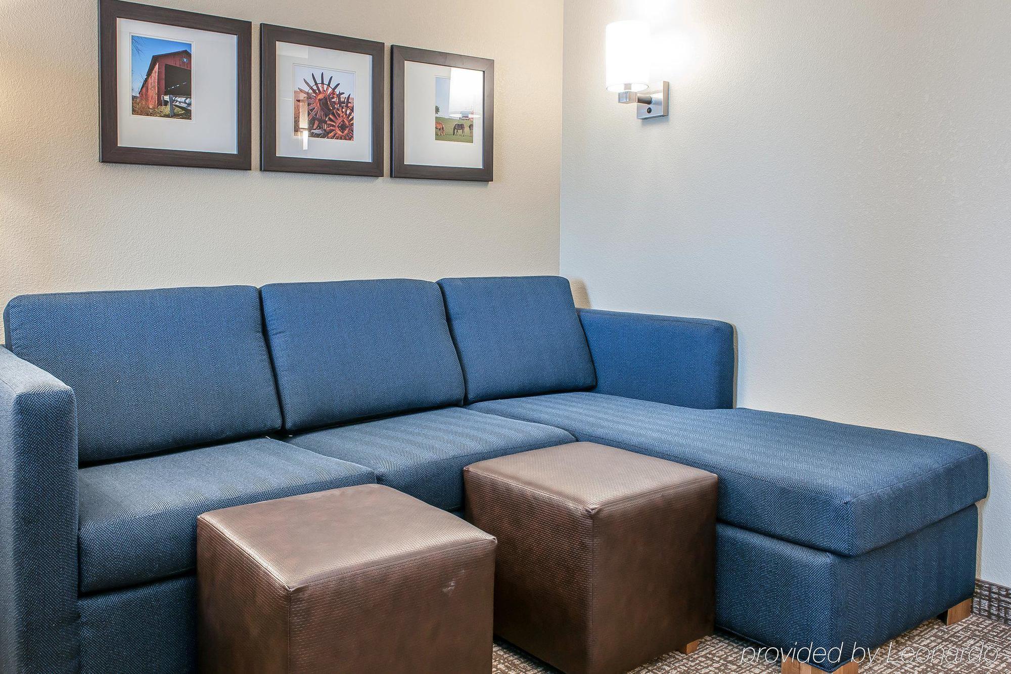 Comfort Suites Rensselaer Near Fair Oaks Екстериор снимка